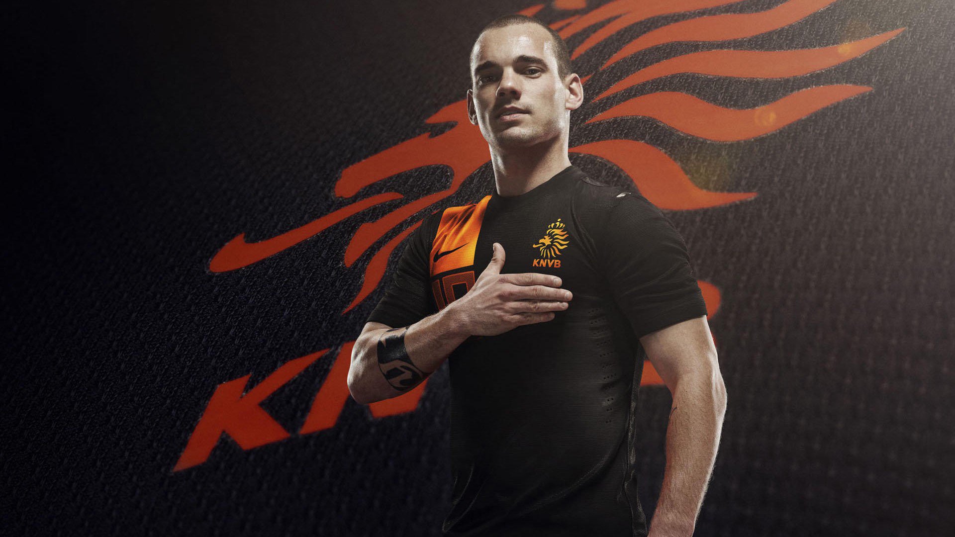 日出马拉松比赛 终点设置在观景平台 参赛者一起迎接第一缕阳光